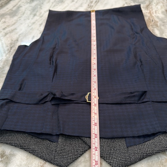 Men’s Designer Custom Vest • Grey Black Plaid•Navy Fully Lined •Adjustable Cinch - Picture 3 of 5